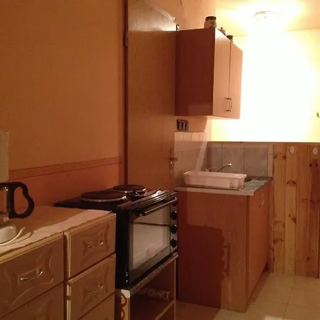 Lilla 公寓 Sárvár